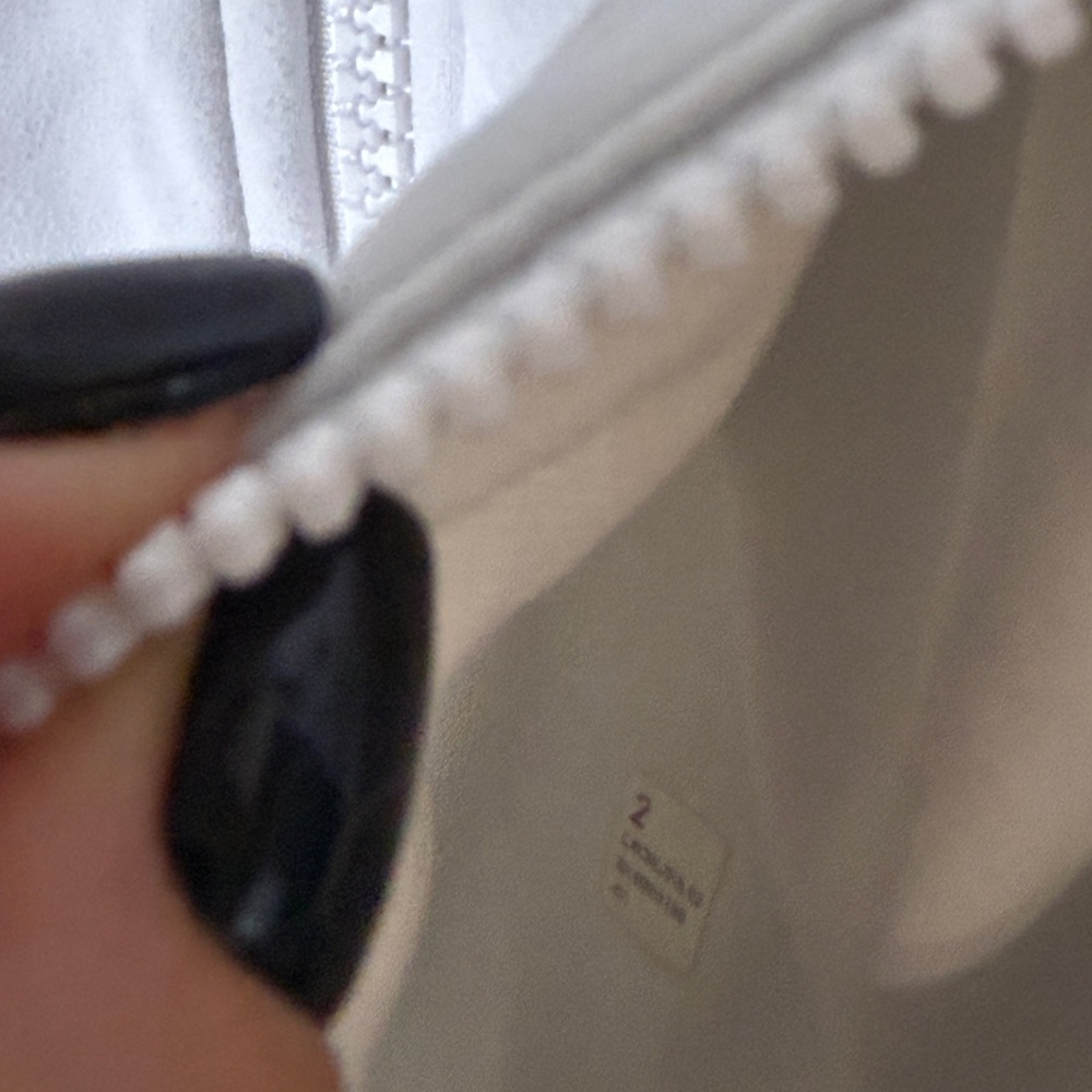 Lululemon White Zip-Up Jacket - Picture 5 of 5
